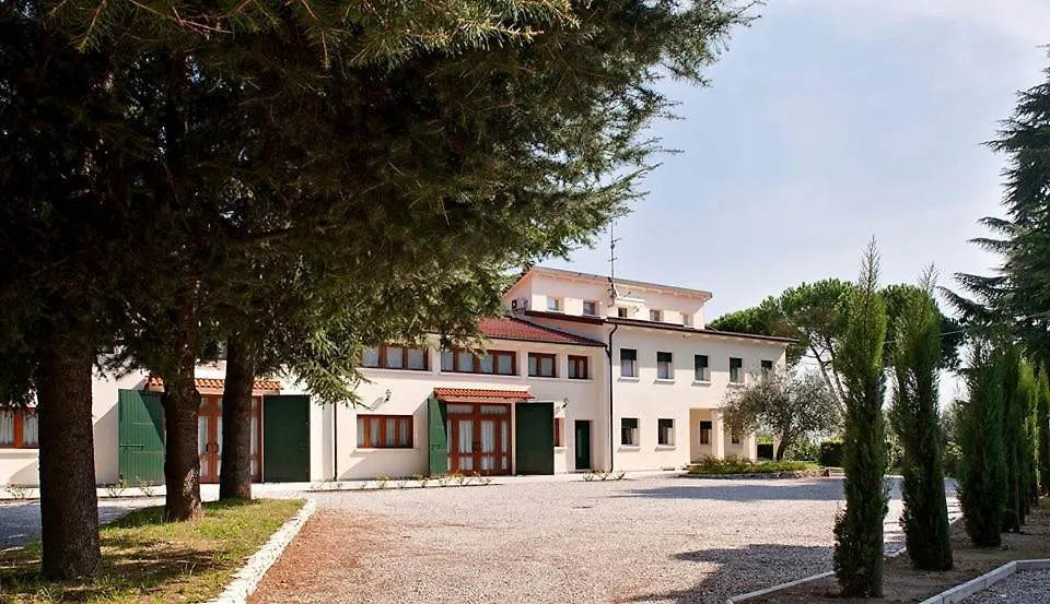 Fattoria Busa Dell'Oro Monte Ortone Italy